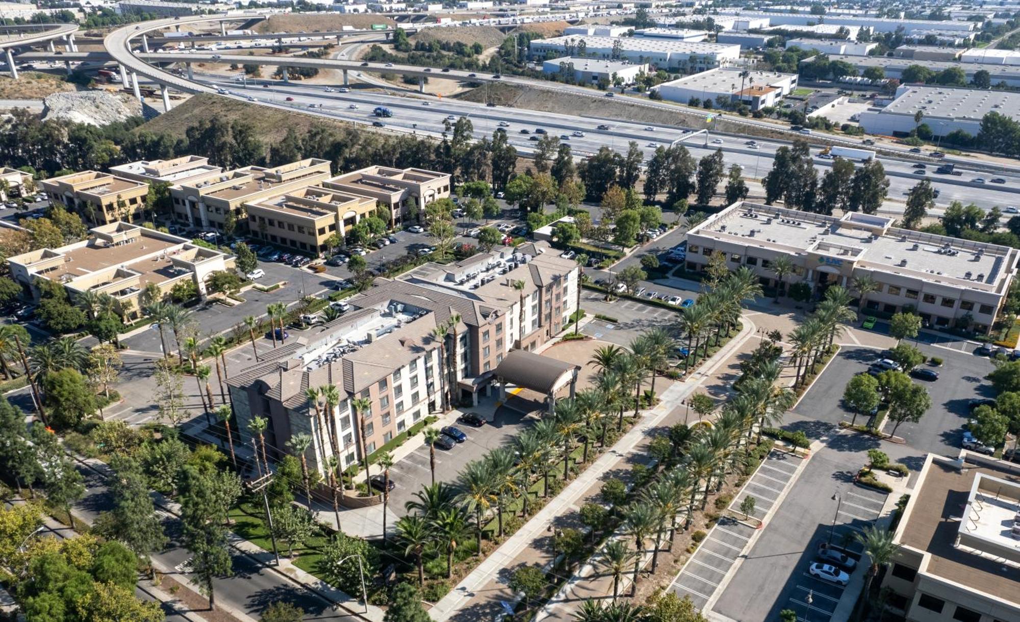 Country Inn & Suites By Radisson, Ontario At Ontario Mills, Ca Eksteriør billede